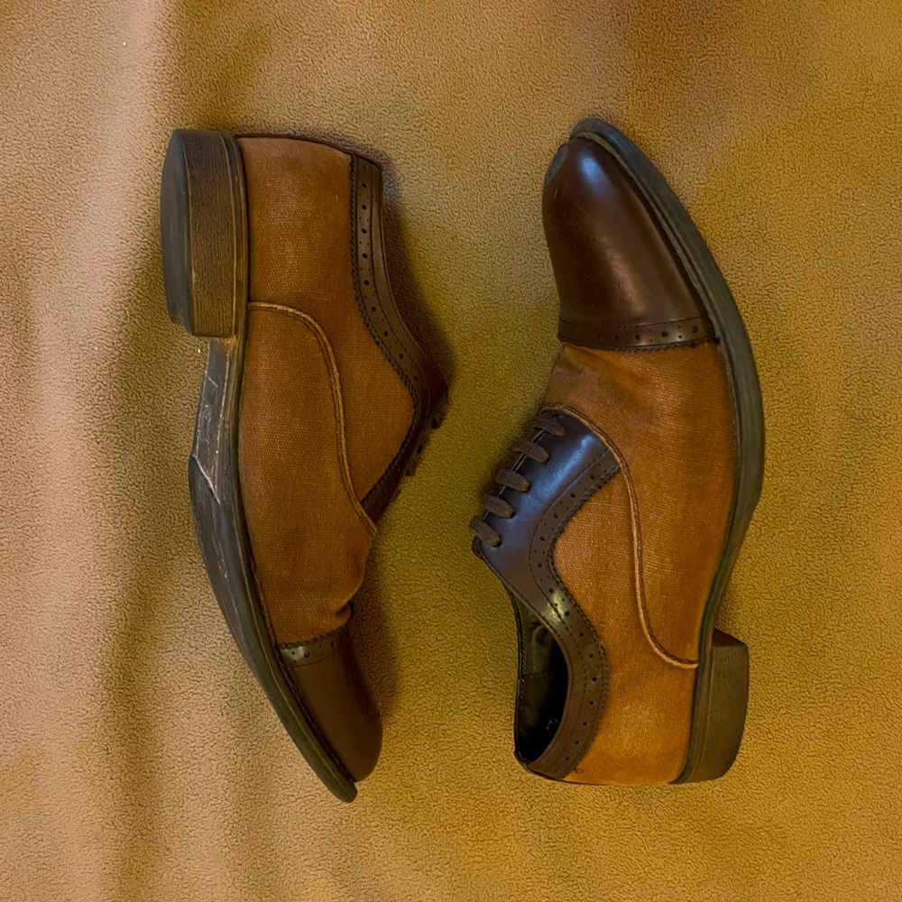 NWOB Guess Nantucket Ox Brown Shoes Cap Toe Size9.5 Oxford Fabric Canvas Classic